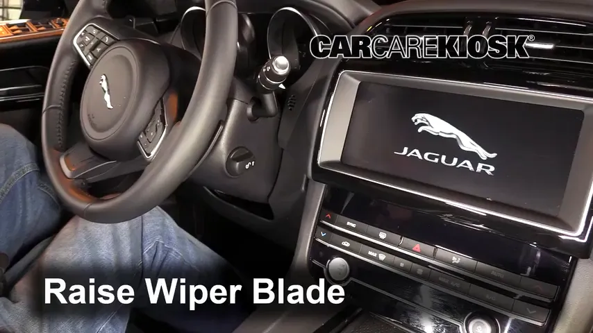 2020 Jaguar F-Pace Premium 2.0L 4 Cyl. Turbo Sport Utility (4 Door) Windshield Wiper Blade (Front) Replace Wiper Blades